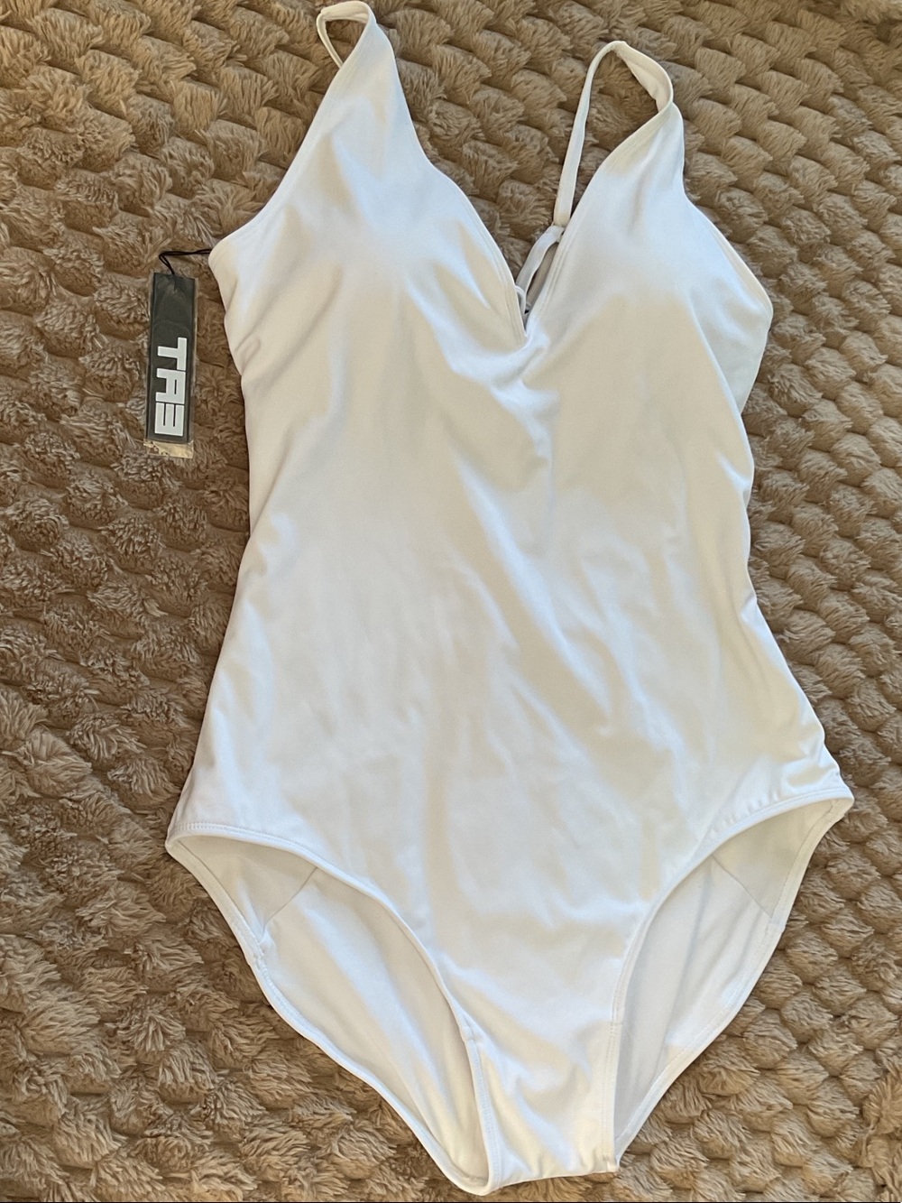 TA3 White One-Piece Swimsuit - Classic V-Neck plungey 3X Reg/long
NWT/ returns